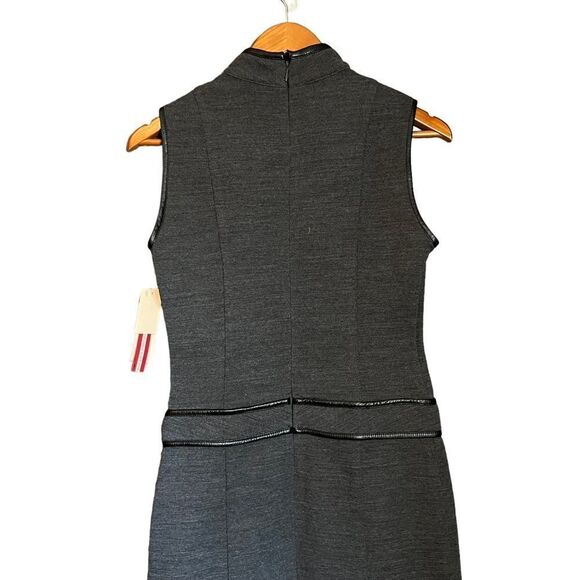 Elegant Sleeveless Gray Dress - Picture 13 of 14